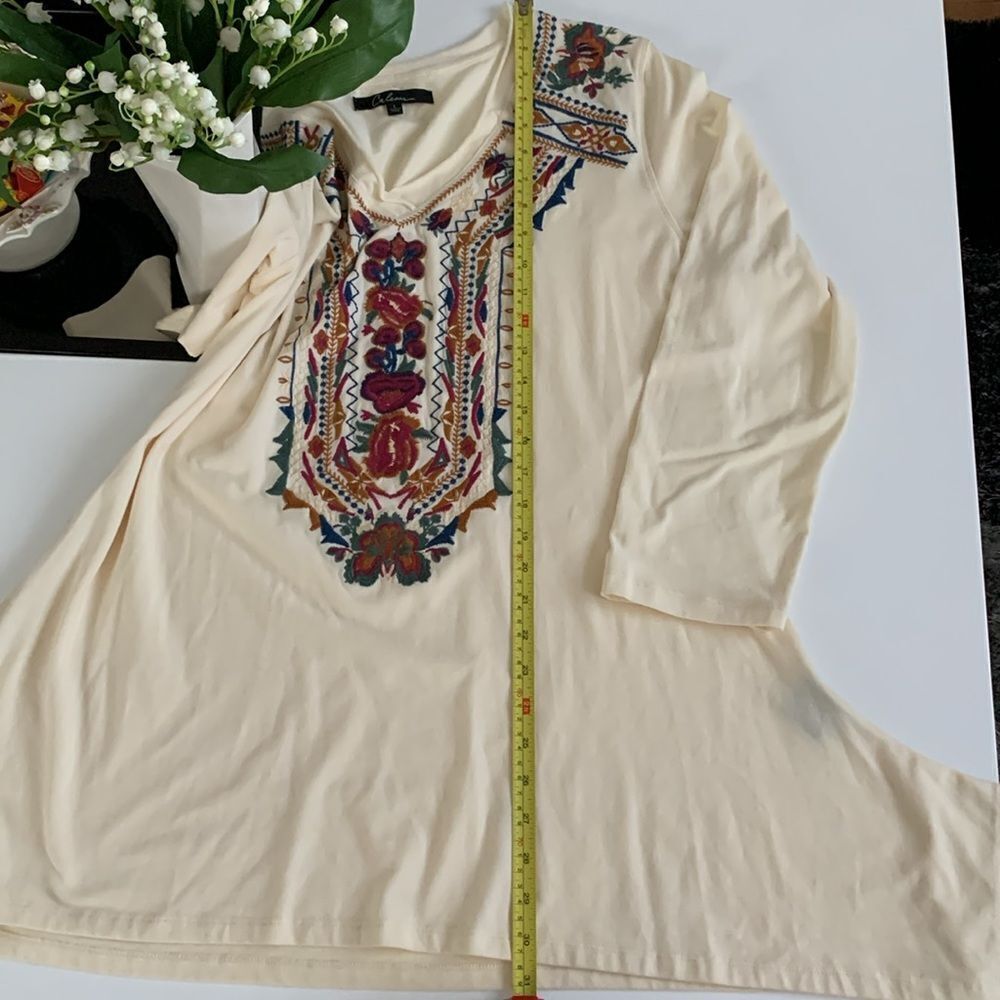 Calessa Embroidered Cream Women's Top Tunic V-Neck Long Sleeve Size L - Picture 6 of 11
